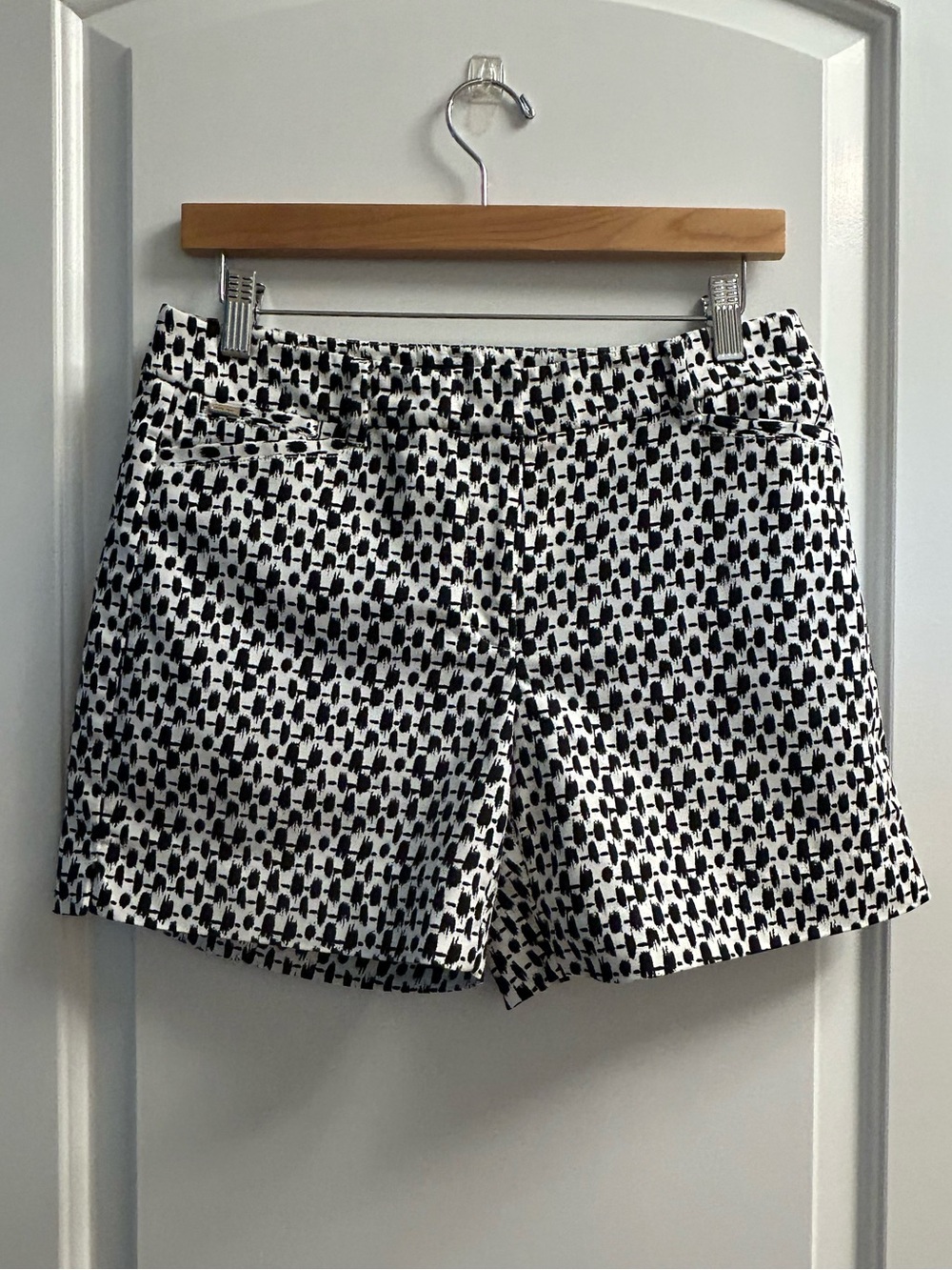 White House Black Market The 5” Shorts with Black & White Geometric Print